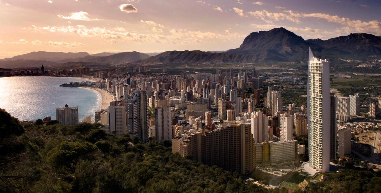 Skyline 9 Apartamento De 2 Dormitorios Soleado Con Terraza Privada Бенидорм Екстериор снимка